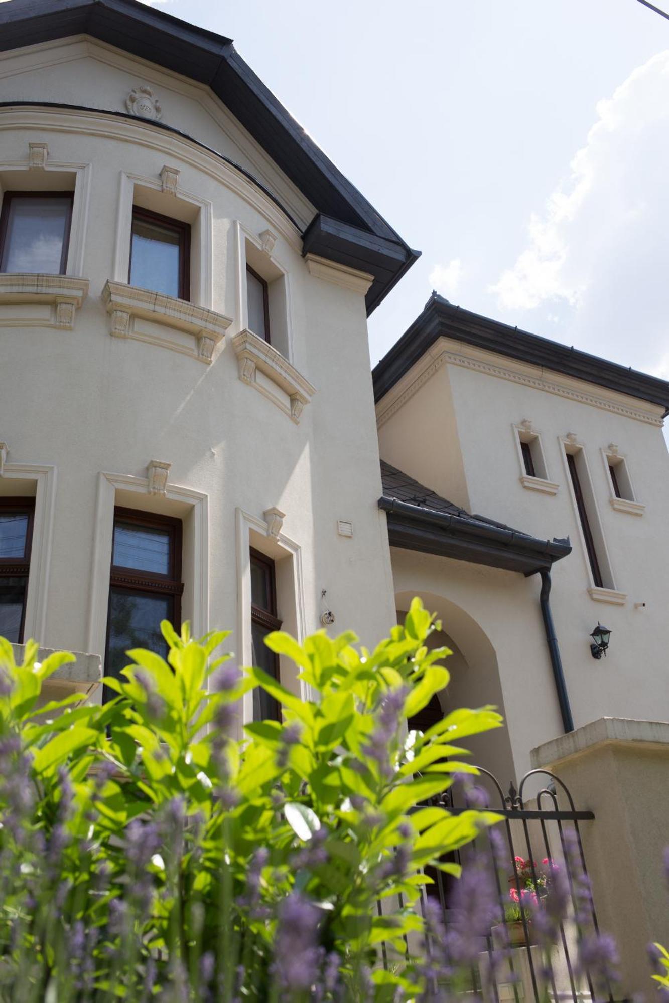 Kuria Apartman With Private Jacuzzi And Pool Βουδαπέστη Εξωτερικό φωτογραφία