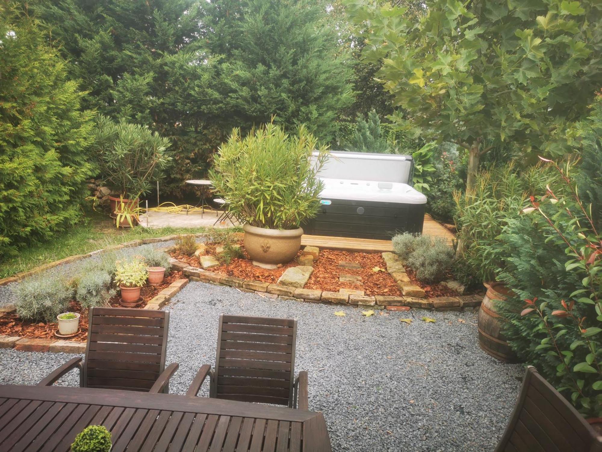 Kuria Apartman With Private Jacuzzi And Pool Βουδαπέστη Εξωτερικό φωτογραφία