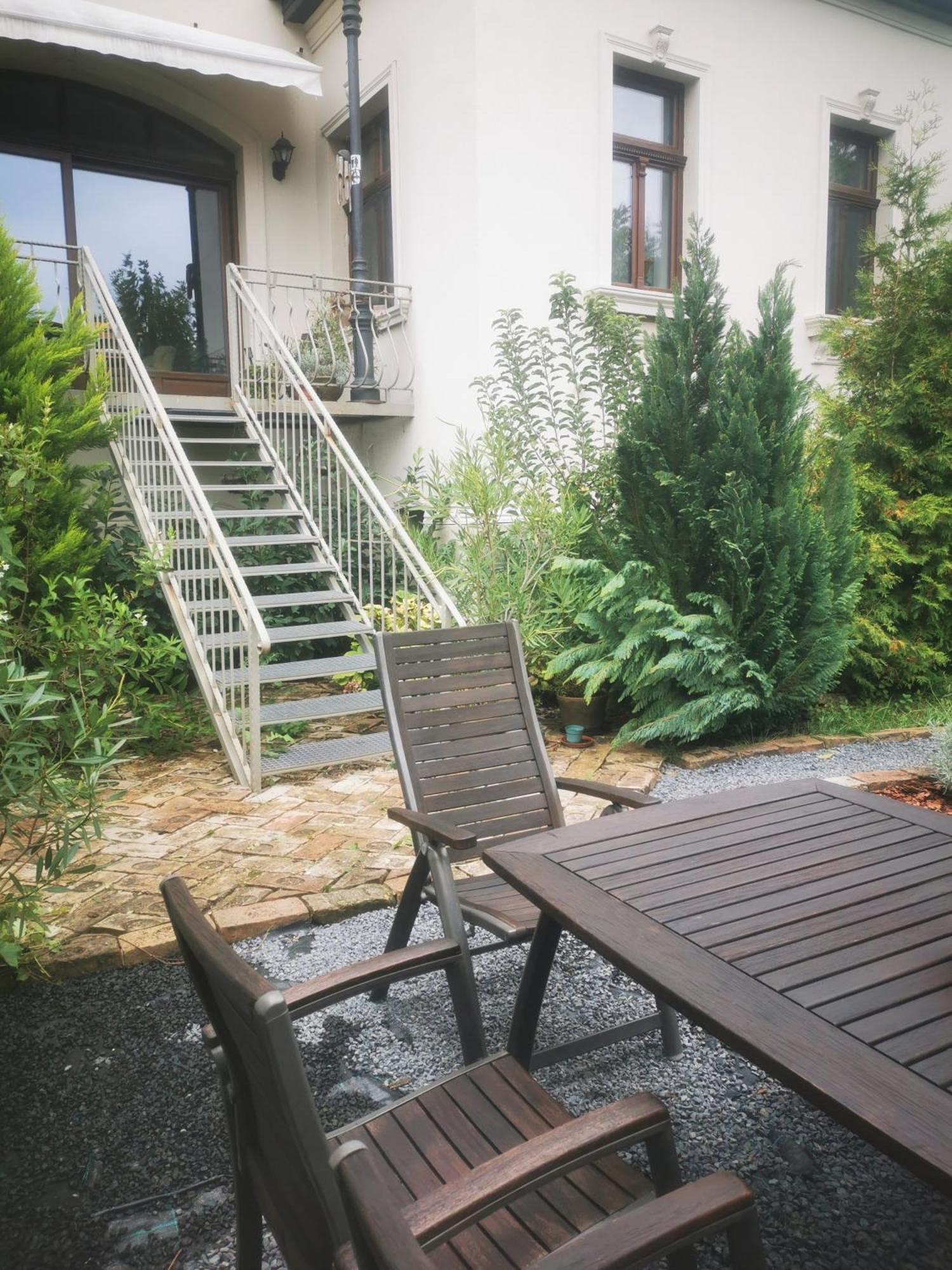 Kuria Apartman With Private Jacuzzi And Pool Βουδαπέστη Εξωτερικό φωτογραφία