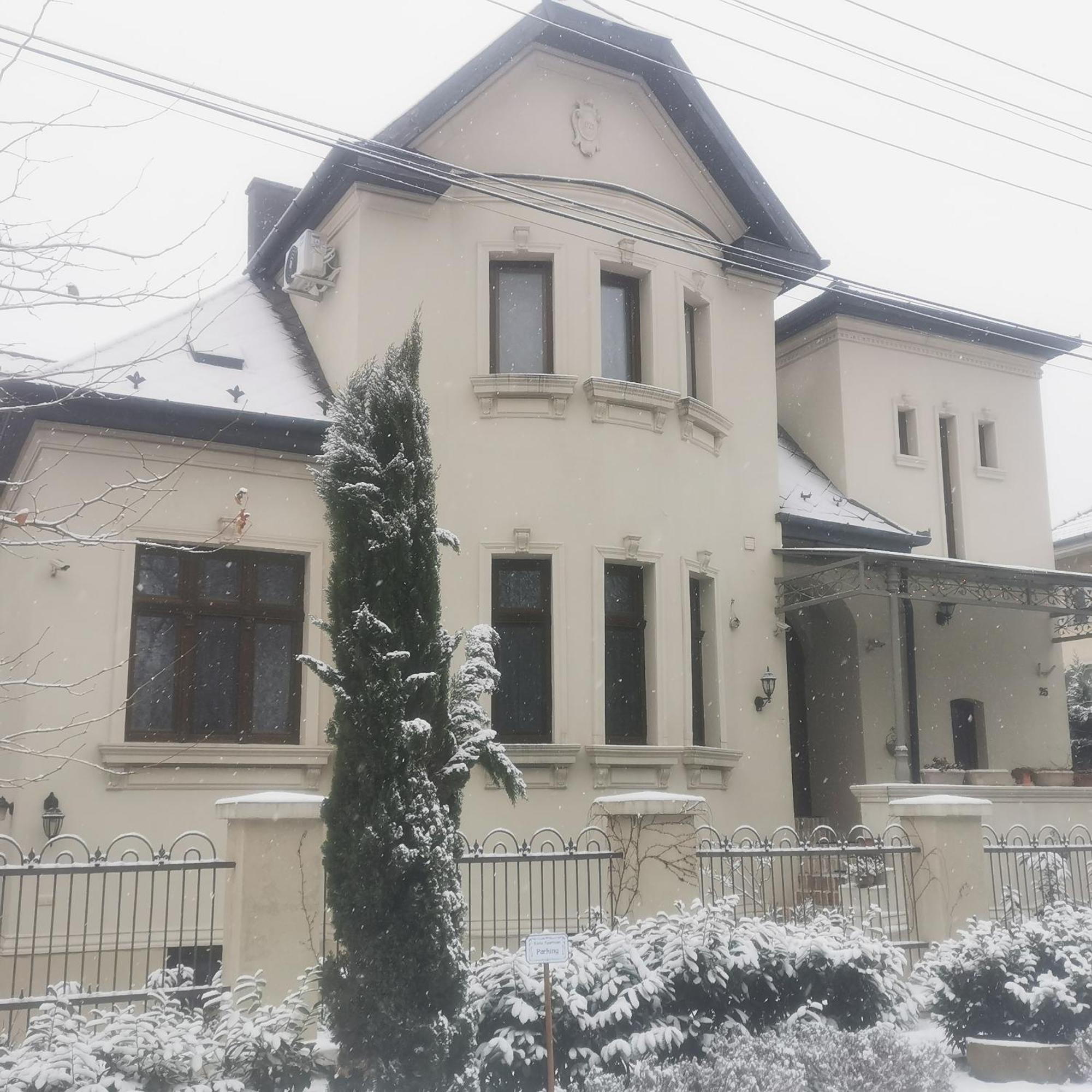Kuria Apartman With Private Jacuzzi And Pool Βουδαπέστη Εξωτερικό φωτογραφία